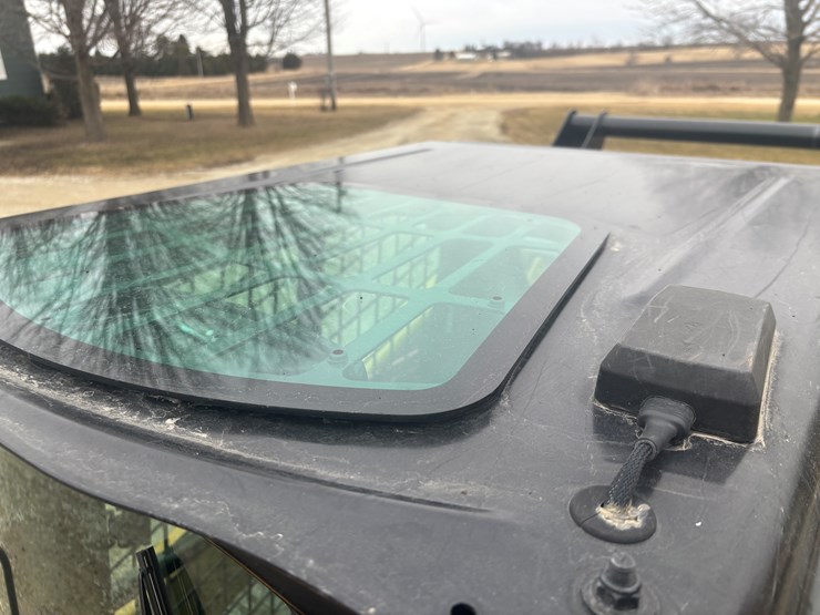 2023-caterpillar-289d3-image-23