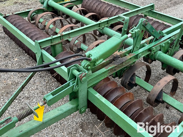 john-deere-14-image-11