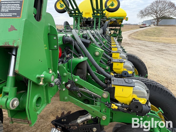 2012-john-deere-1770nt-ccs-image-18