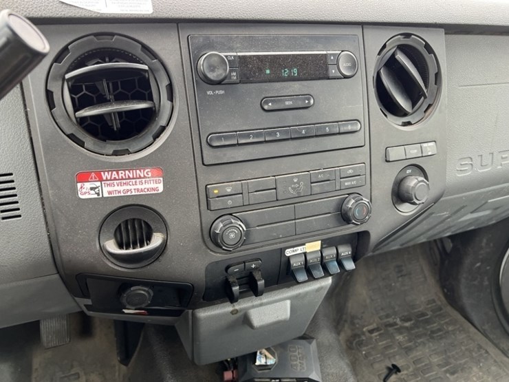 2012-ford-f550-image-34