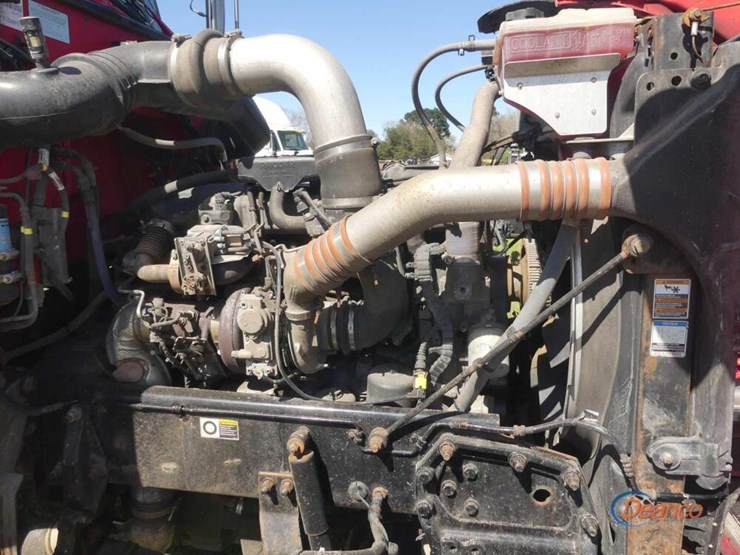 2017-peterbilt-389-image-10