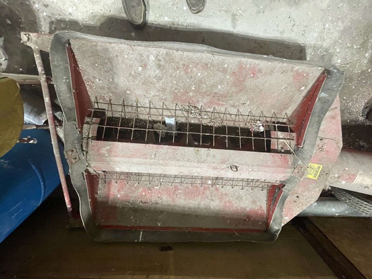 farm-king-10in-hydraulic-drive-unload-auger-image-15