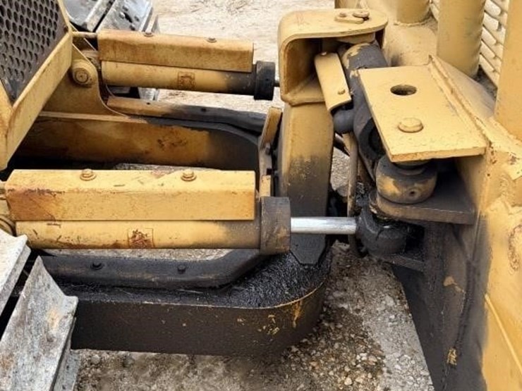 caterpillar-d3c-image-22