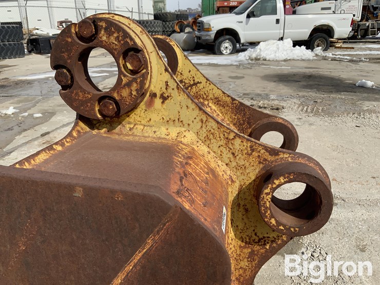 komatsu-pc200-image-15