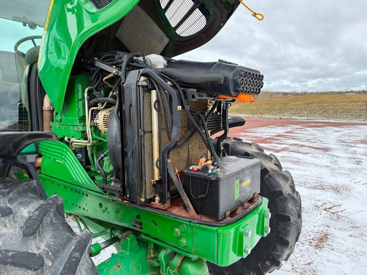 john-deere-7330-premium-image-47