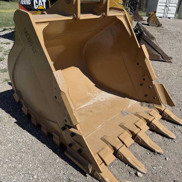 #69 • *CAT 320 Bucket w/Teeth 53"