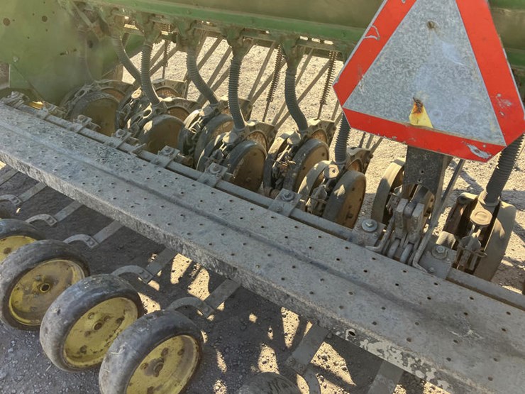 john-deere-8300-image-9