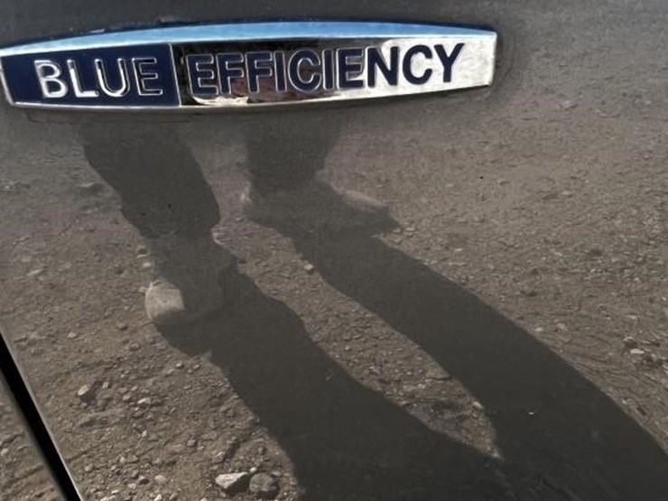 l1---2012-mercedes-benz-e-350-image-11