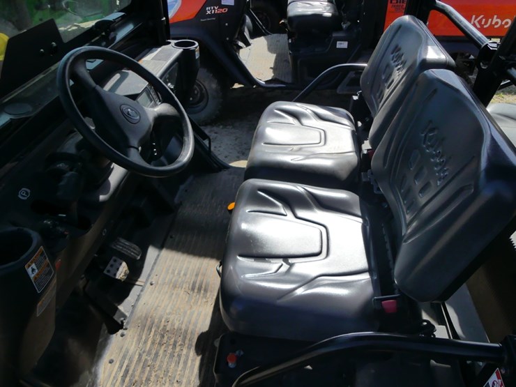 2024-kubota-rtvx1140-image-10