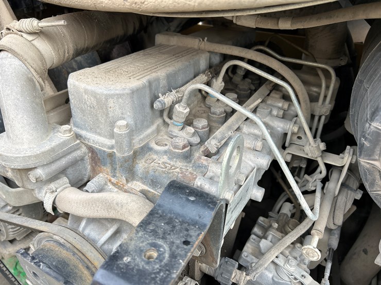 caterpillar-252b-image-21