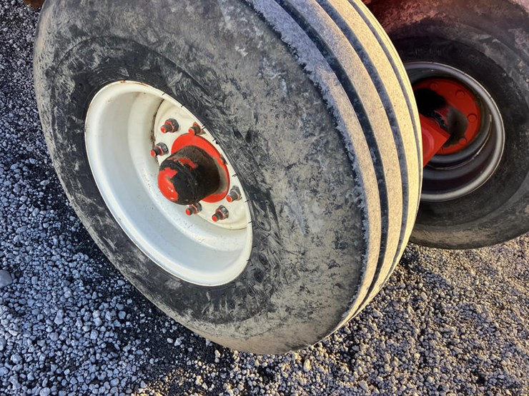 2013-kuhn-krause-8000-25-image-9