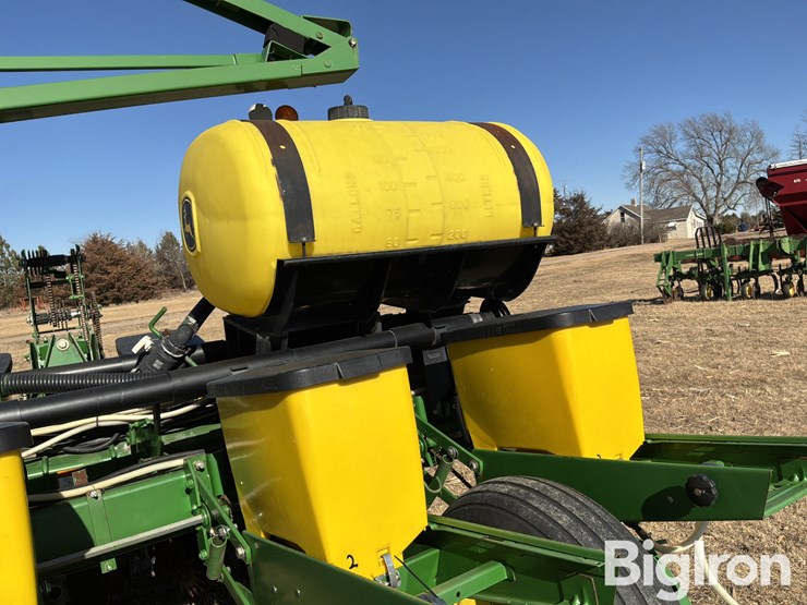 1998-john-deere-1760-image-15