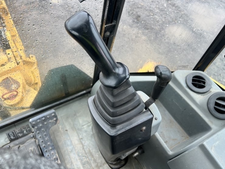 2003-caterpillar-430d-image-26