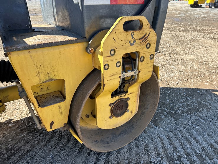 2007-bomag-bw138ad-image-17