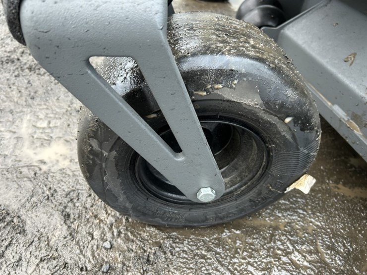 2024-spartan-rt-pro-zero-turn-mower-image-9