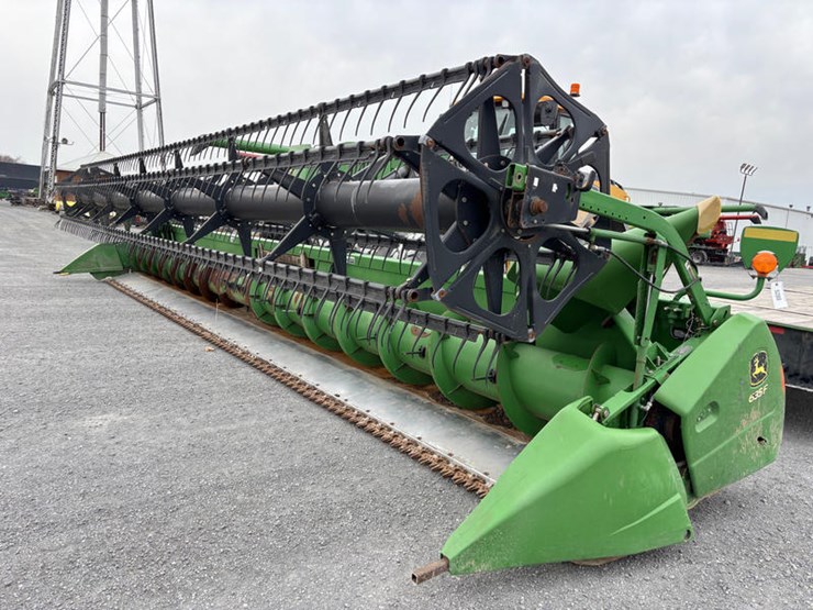 2010-john-deere-635f-image-1