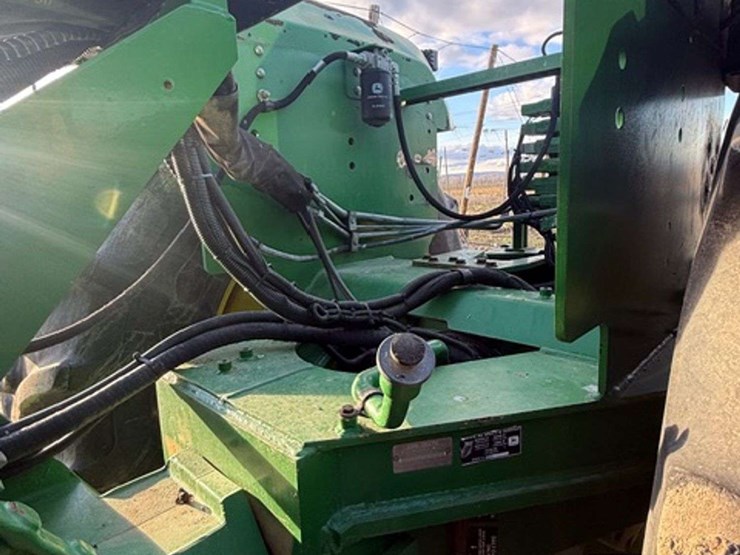 2000-john-deere-9400-image-22