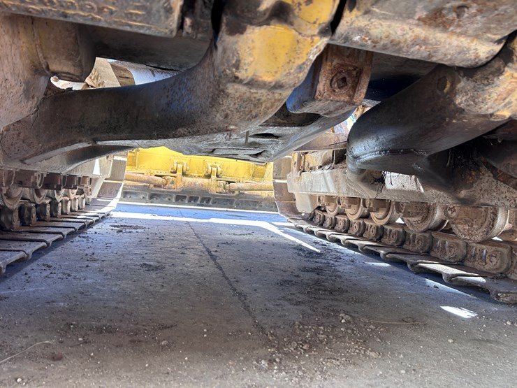 caterpillar-d7-image-23