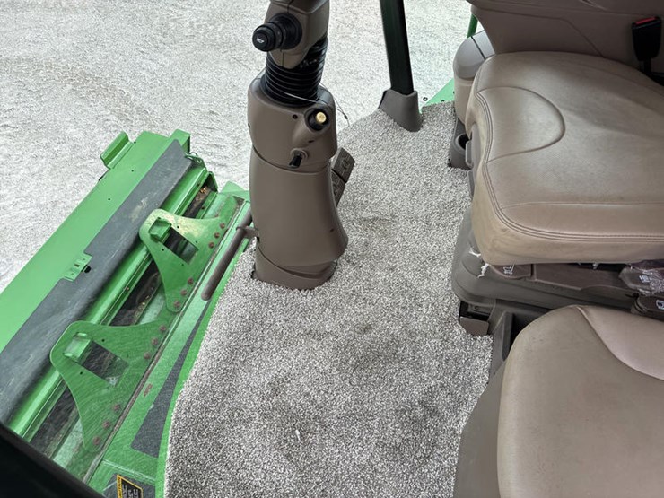 2022-john-deere-s780-image-93