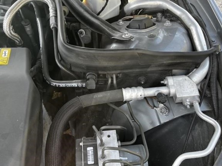 l1---2012-mercedes-benz-e-350-image-24