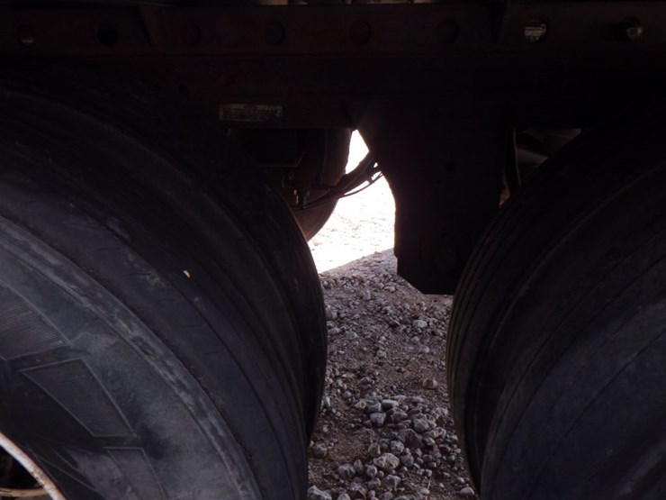 2017-utility-van-image-18