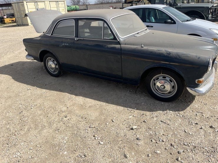 l3---1967-volvo-amazon-image-6