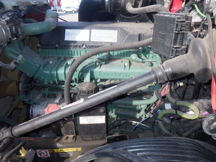 2021-volvo-vnl-760-image-20