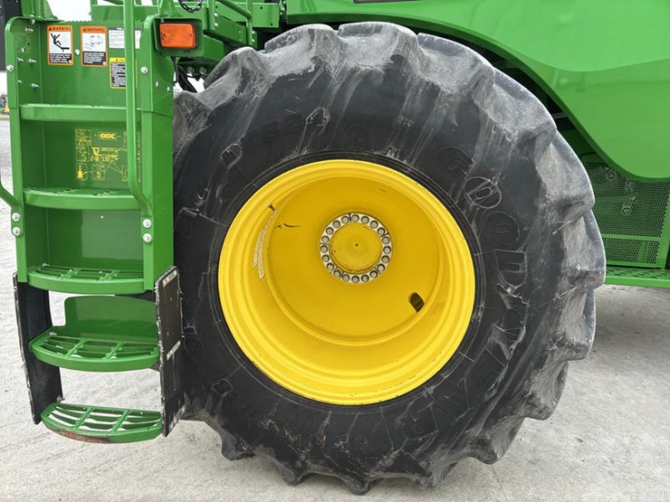 2022-john-deere-s780-image-40
