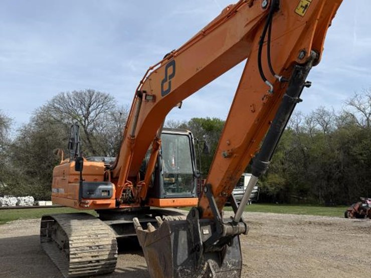 doosan-dx225-lc-3-image-2