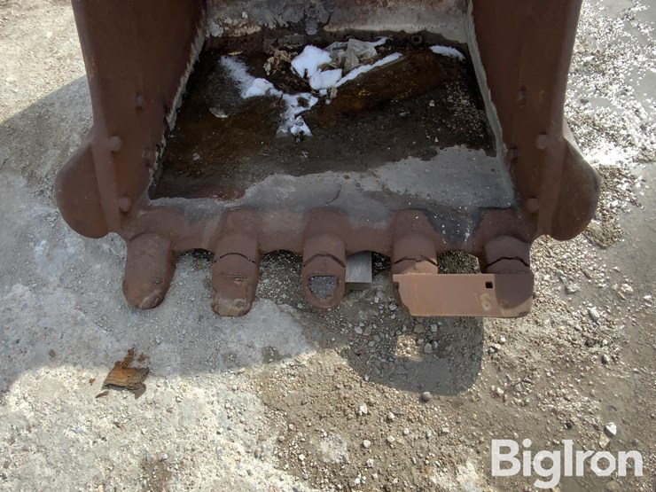 komatsu-pc200-image-19