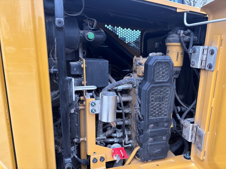 2023-caterpillar-308-image-28