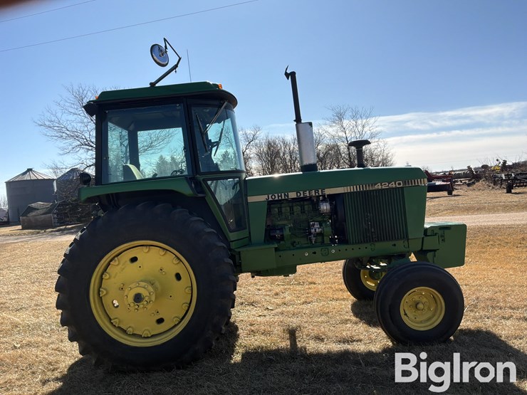 1980-john-deere-4240-image-4