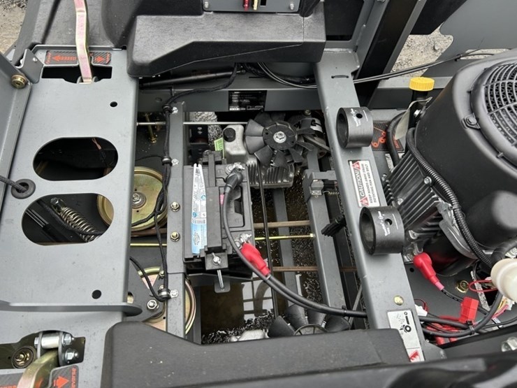 2023-spartan-rz-hd-zero-turn-mower-image-23