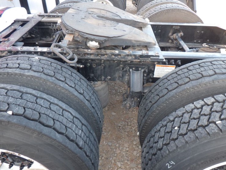 2020-mack-an64t-anthem-image-14