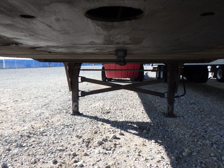 2017-utility-van-image-3