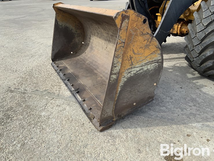 2012-deere-244j-image-10