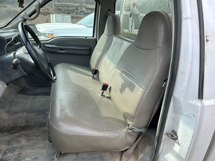 2001-ford-f250-image-39