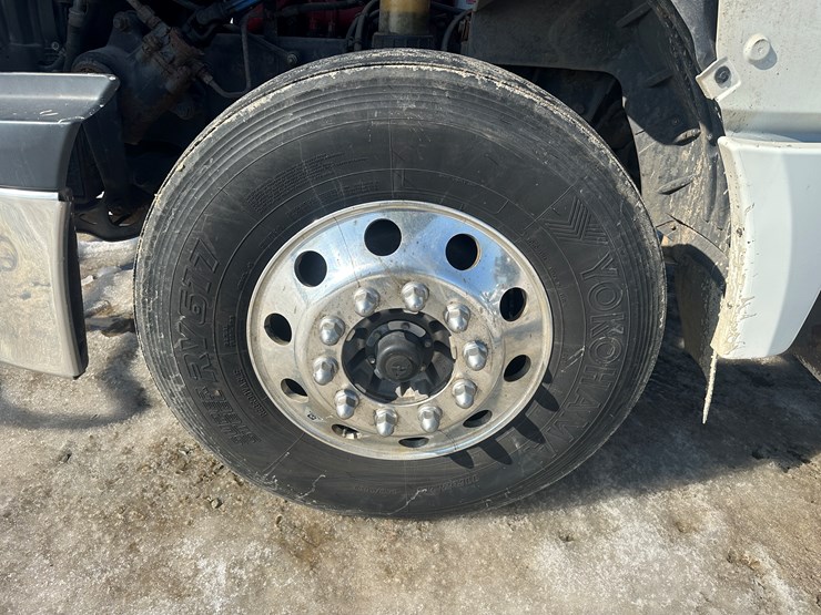 2017-international-lt-image-78