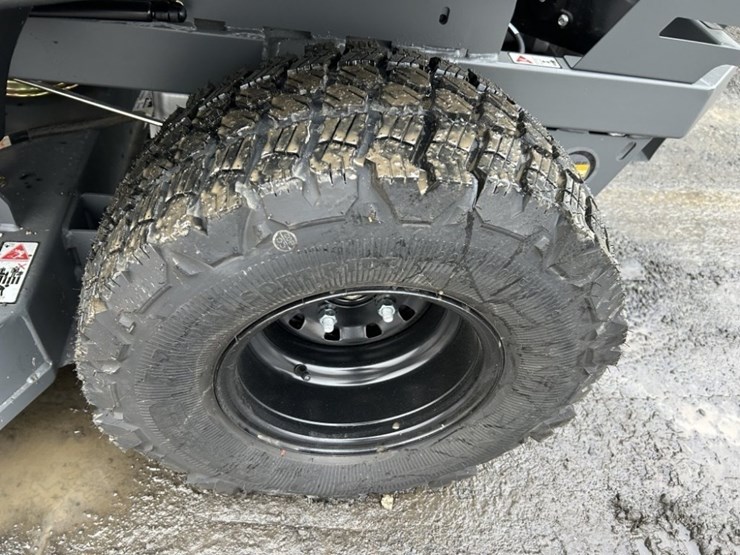 2023-spartan-rz-hd-zero-turn-mower-image-11