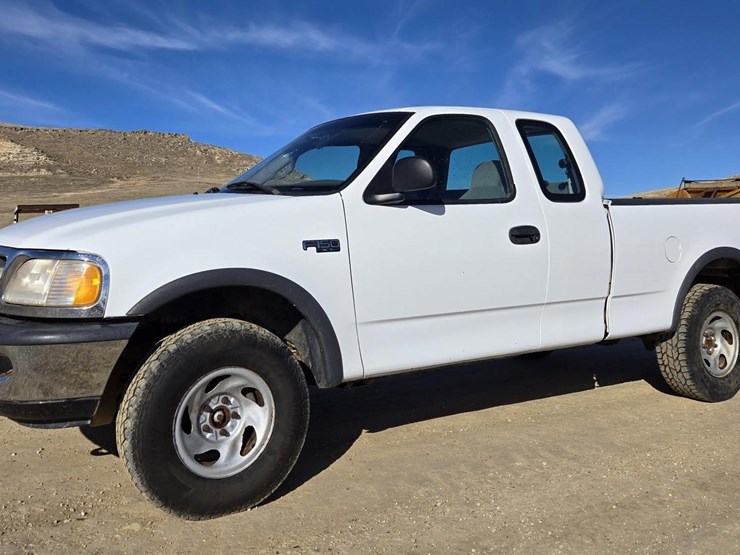 1997-ford-f150-xl-image-1