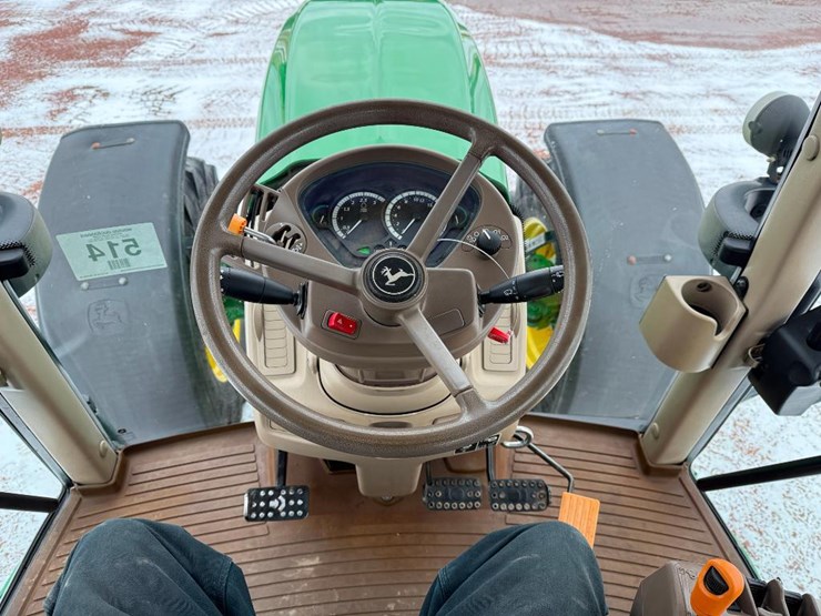 john-deere-7330-premium-image-63