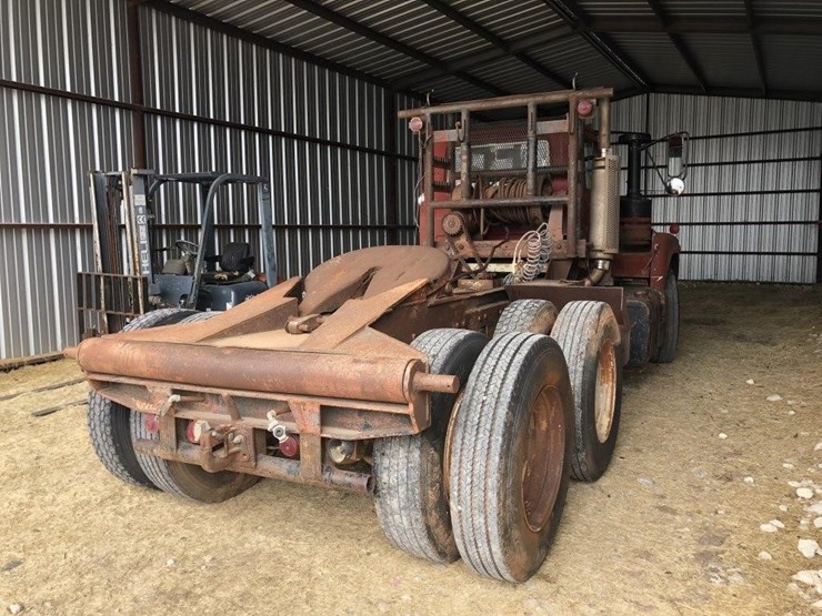 offsite--1976-mack-u-685-image-4