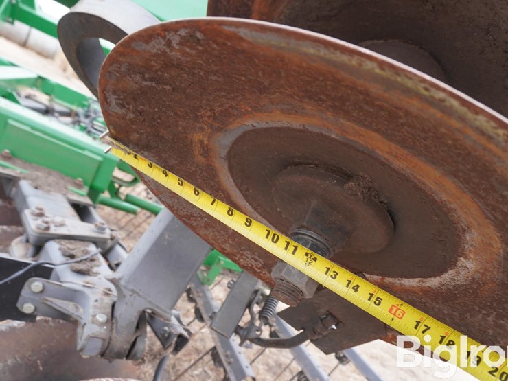 john-deere-637-image-12