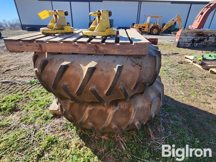 18.4-38-tires,-rims-&-hubs-image-8