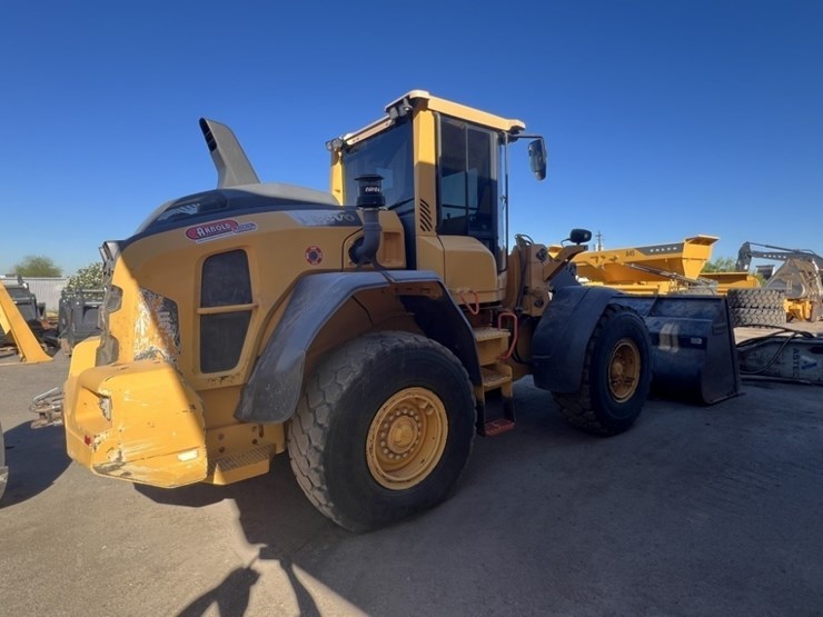 2020-volvo-l70h-image-5