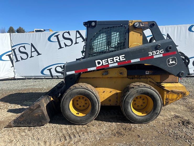 deere-332g-image-2