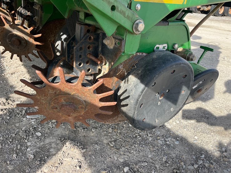 john-deere-1770-image-14