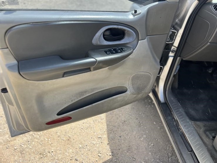 2004-chevrolet-trailblazer-image-7