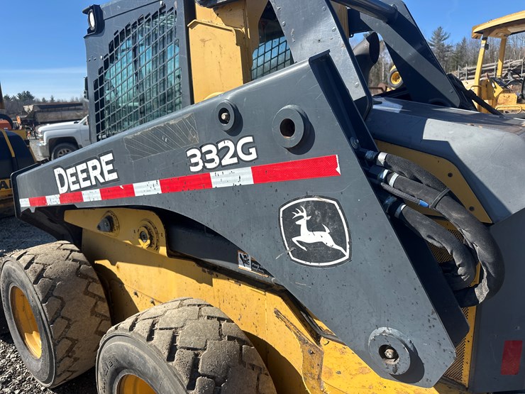 deere-332g-image-14