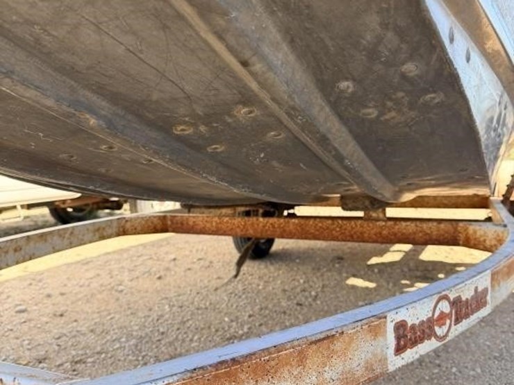 l3---1983-basstracker-boat-image-19